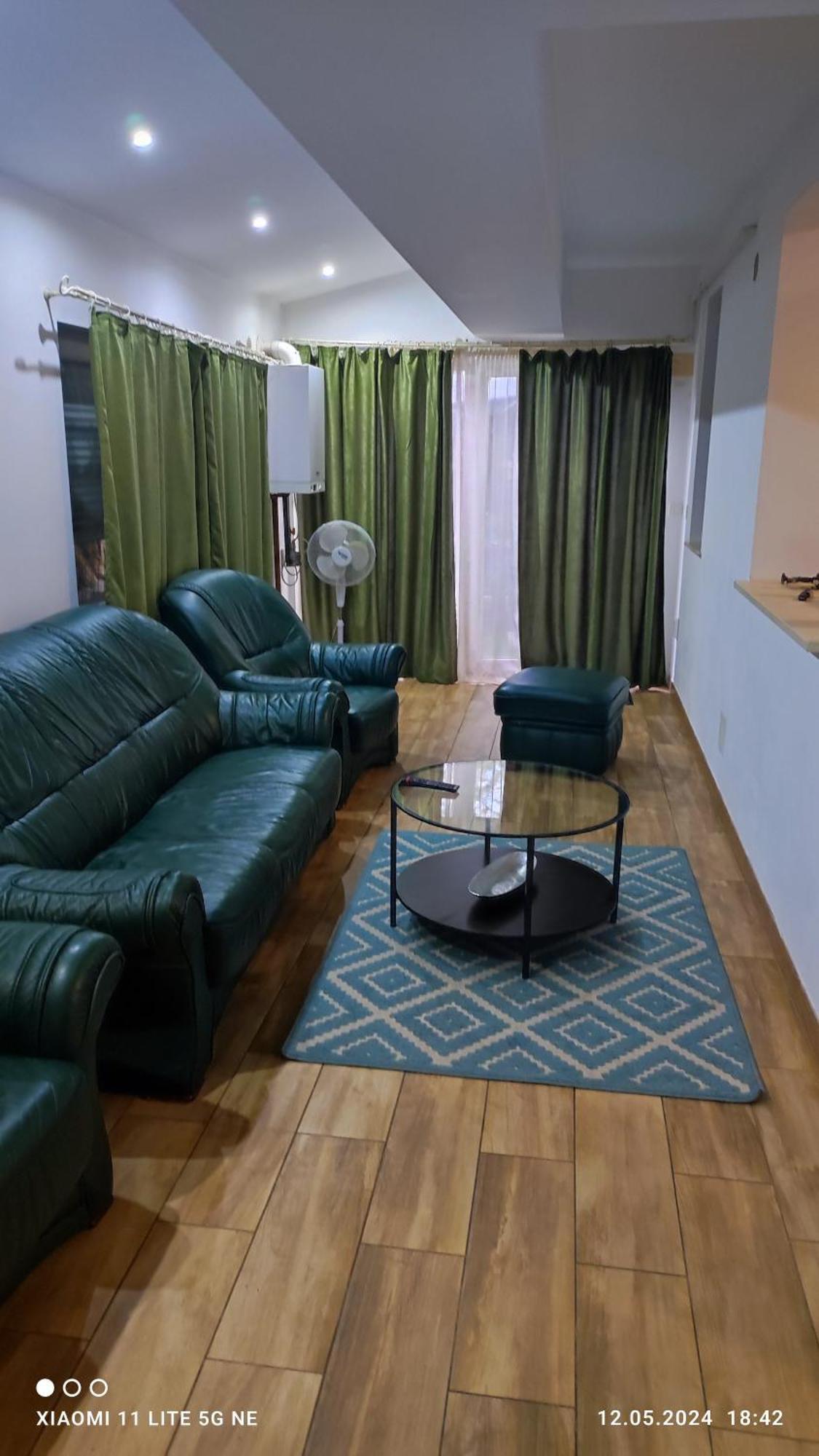 Apartament Lenus'K Apartment Bucharest Exterior photo